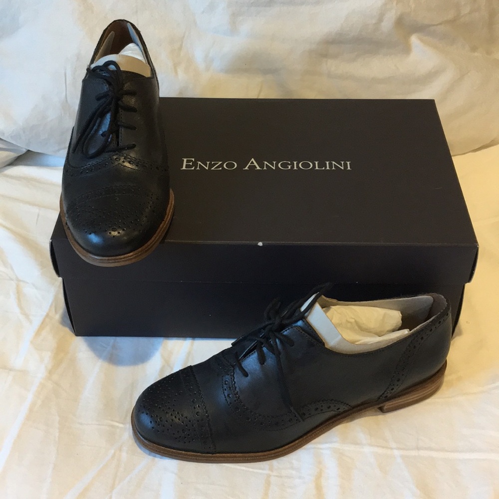 Enzo Angiolini women’s Cristin Oxfords flats